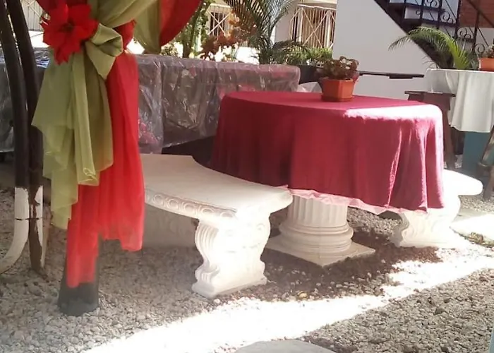 Hotel Cabinas Coco Azul *