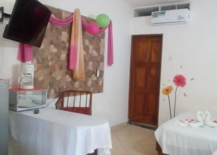 Hotel Cabinas Coco Azul *