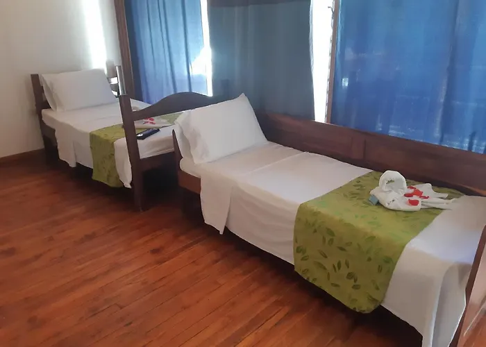 Cabinas Coco Azul Hotel